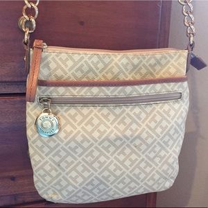 Tommy Hilfiger crossbody purse and wristlet